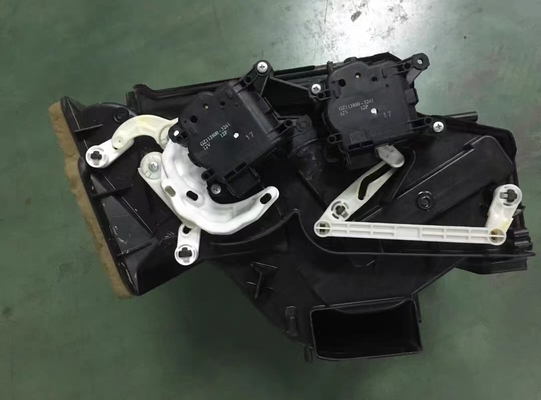 오래된 GAC ChuanqiGZ443190-4031 GA6 세일런 자동 에어컨 증발 상자 조립