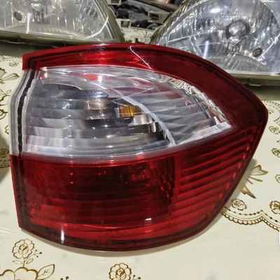BYD S6 빨간색 흰색 외관 및 내부 조명 솔루션을위한 플라스틱 LED 뒷등
