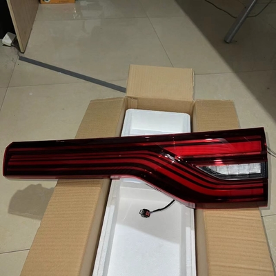 창탄 CS95 중 Tail Light 2017년형 Tail Light